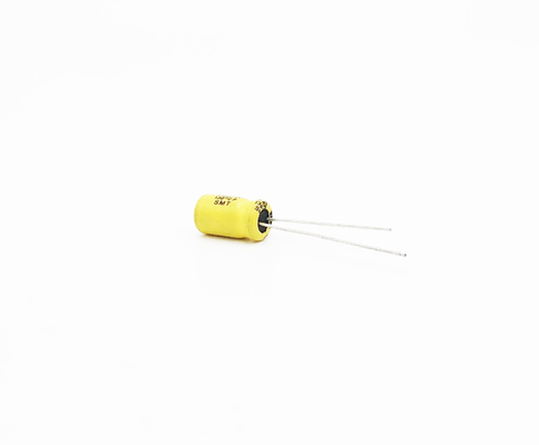 Kapasitor Suhu Tinggi ESR Rendah 56UF35V Kapasitor Elektrolit Timbal Radial