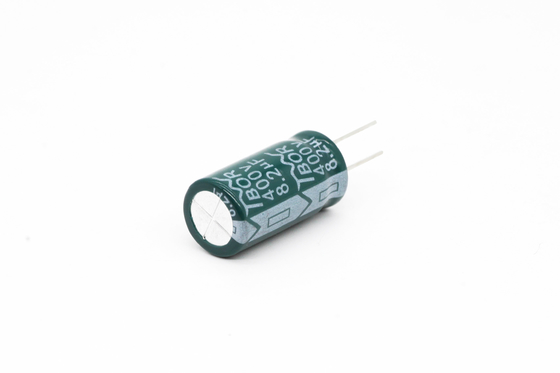 8.2uf400v 10x20 Kapasitor Elektrolit Aluminium Radial Kapasitor Arus Riak Tinggi