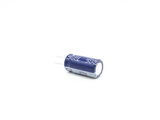 Frekuensi Tinggi Rendah ESR Aluminium Electrolytic Capacitor 2200UF16V 13X25mm