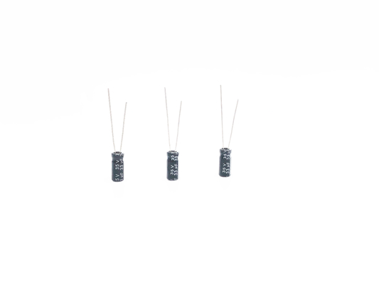 33UF35V Miniatur Kapasitor 5x11mm Radial Lead Type 2000 Jam