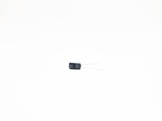 Kapasitor Elektrolit Aluminium 100UF63V 8X14mm