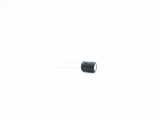 10X13mm Miniatur Kapasitor Elektrolit 470uf 25v 2000 Jam Beban Hidup