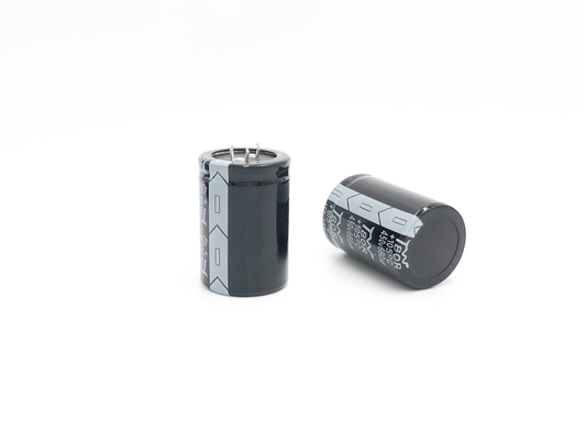 Kapasitor Elektrolit Aluminium ISO9001 680UF450V UPS Kapasitor 35X50MM