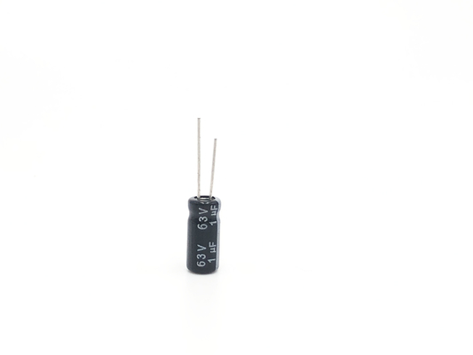5x11mm 1UF 63V Radial Electrolytic Capacitor Sirkuit Suhu Tinggi