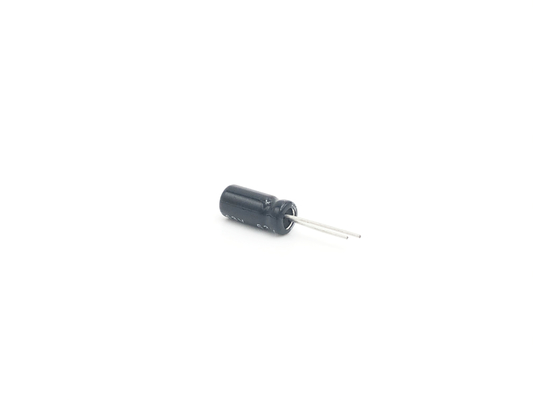 5x11mm 1UF 63V Radial Electrolytic Capacitor Sirkuit Suhu Tinggi