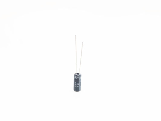 1UF 25V Radial Electrolytic Capacitor ISO14001 20% Toleransi